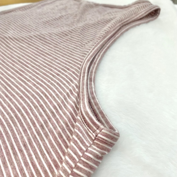 NWOT American Eagle Pink Striped Soft and Sexy Tank - Picture 10 of 12